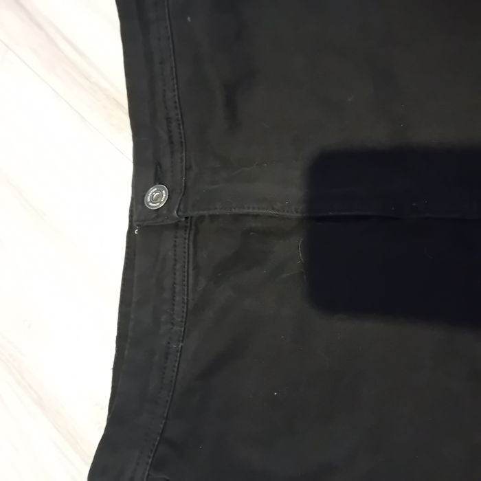 Bershka czarne jeansy rurki wysoki stan M