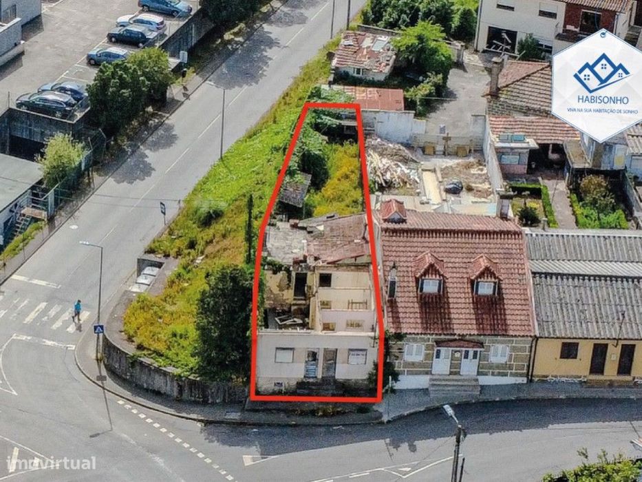 Moradia em Ruínas | Vila Nova de Famalicão
