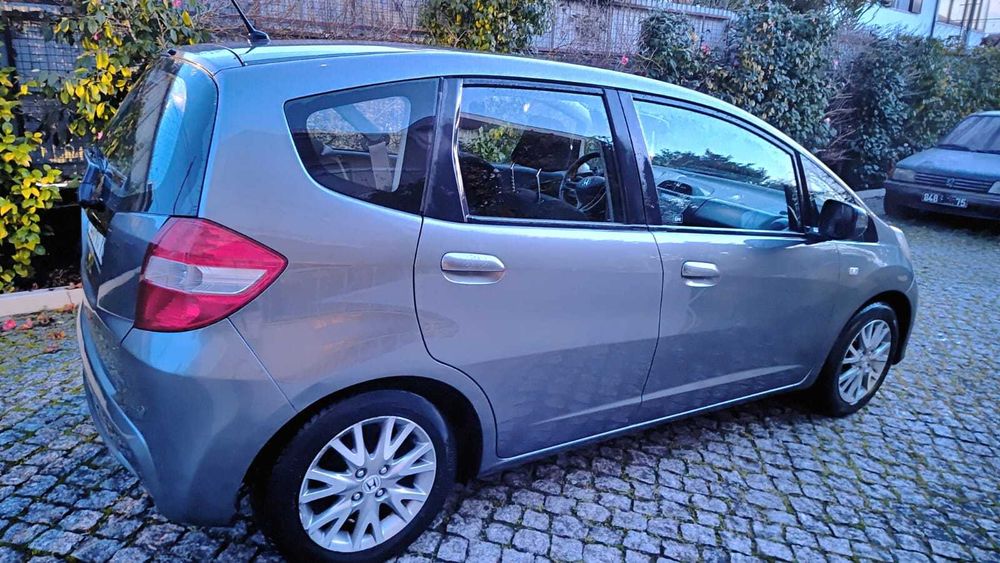 HONDA Jazz 1.2 i vtec easy 2012 em ótimo estado