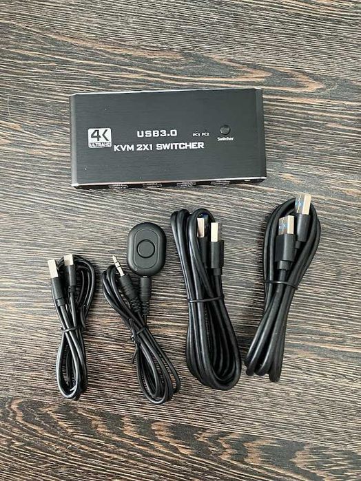 kvm перемикач 2 ПК 1 монітор USB 3.0 4K HDMI