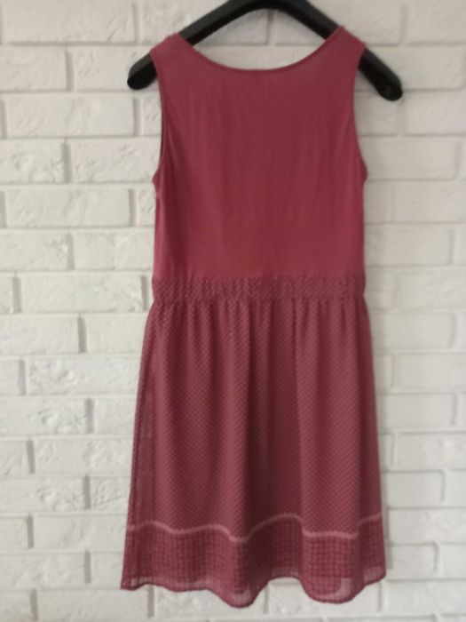 sukienka bez rekawów-esprit-M
