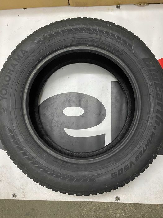 225/65R17 Yokohama