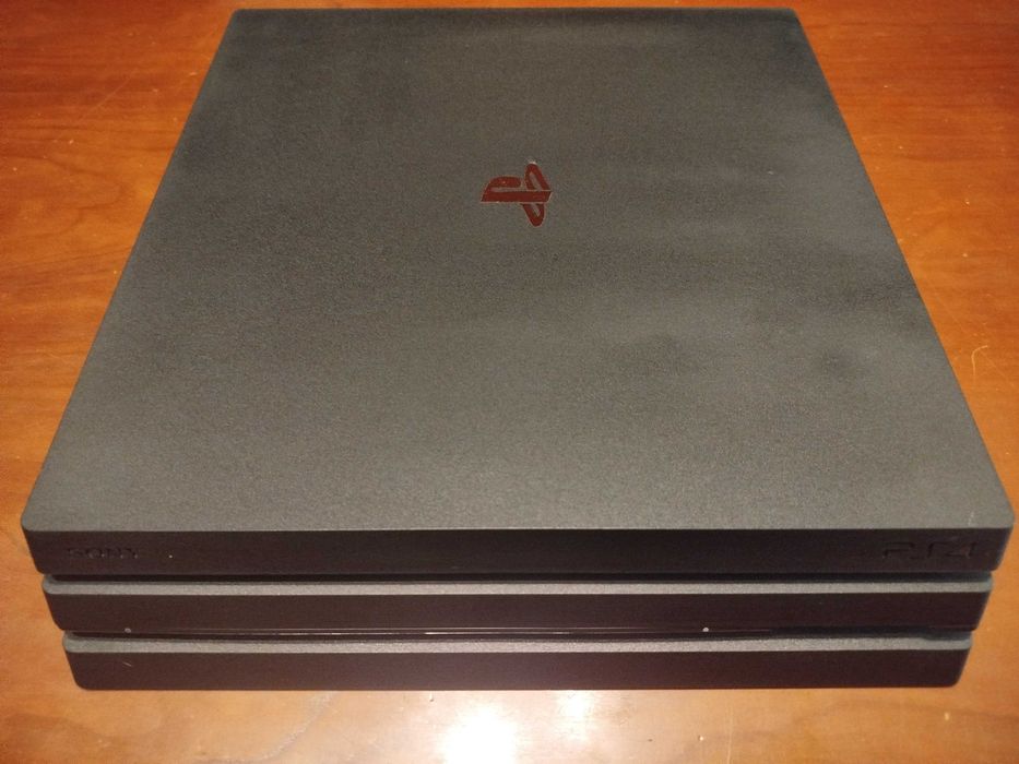 PlayStation 4 PRO 1 TB mais extras