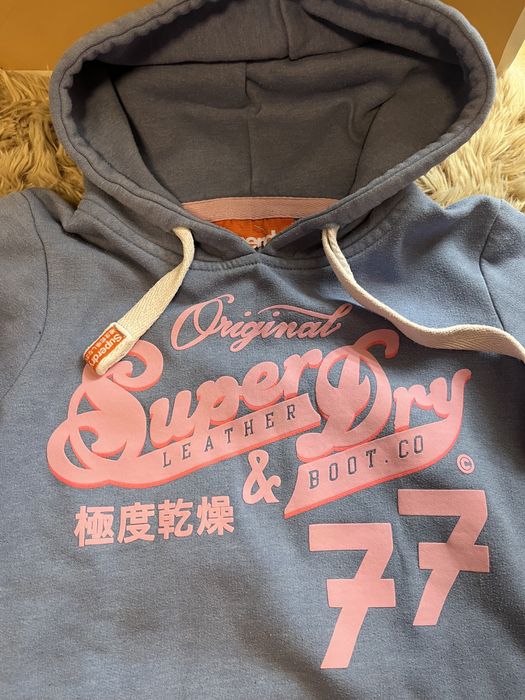Superdry niebieska z dużym logo z kapturem kangurka r S