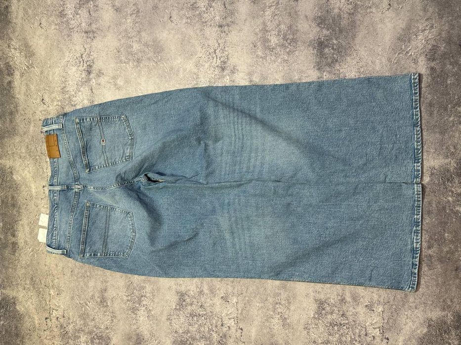 Джинсы Tommy Hilfiger