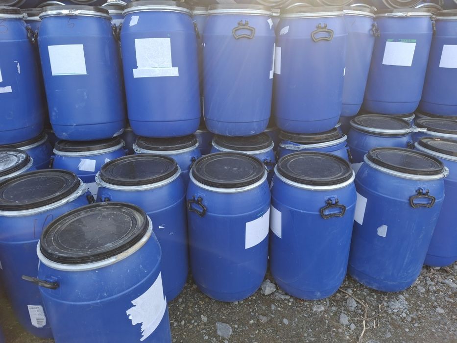 Beczki plastikowe 80l# klamra# pojemnik