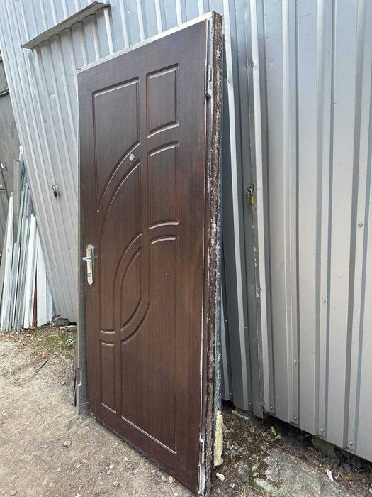 Двері вхідні з МДФ накладками 960х2090 | З Новобудови | Праві