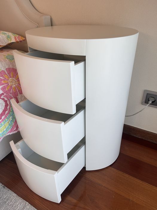 Mesas de cabeceira exclusivas