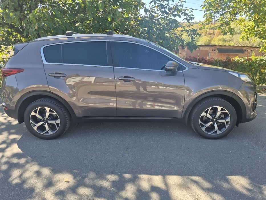 Продам авто Kia Sportage