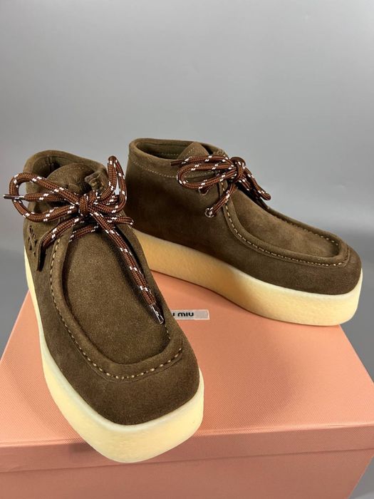 Класні чоботи черевики  замшеві коричневі miu міу