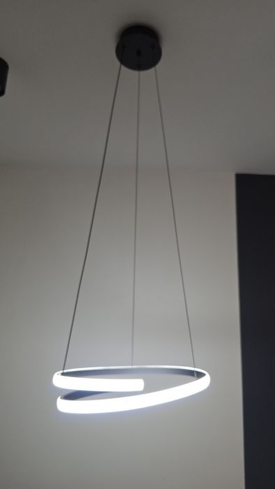 Lampa sufitowa wisząca   LED 3 kolory