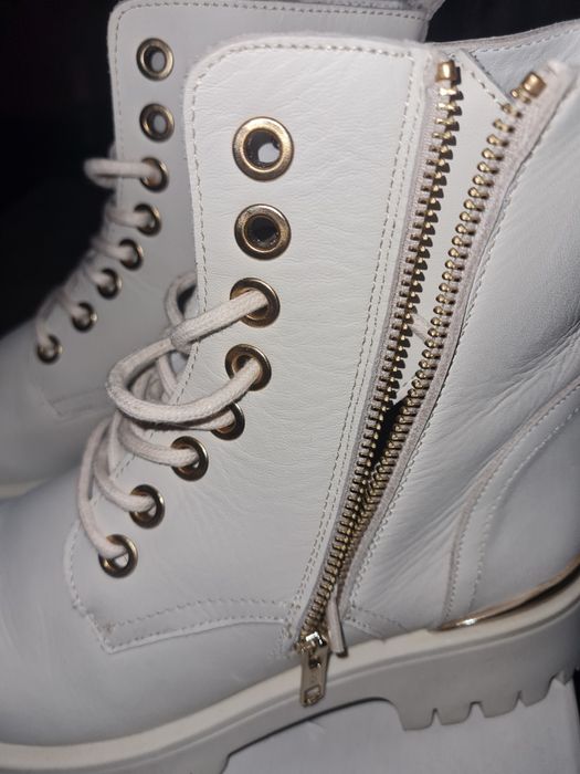 Botas em pele seaside