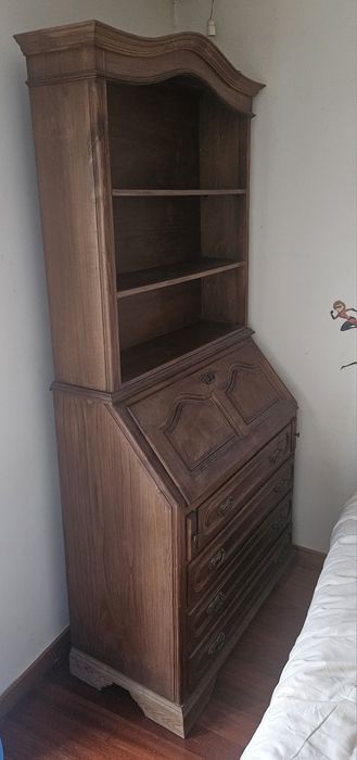 Móvel  escrivaninha