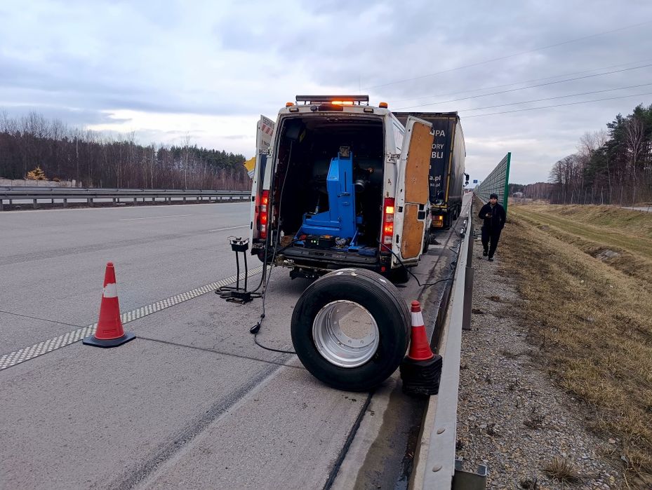 Mobilny serwis opon, wulkanizacja tir 24/7 Częstochowa slask