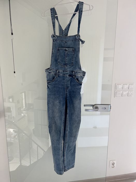 Jeansowe ogrodniczki