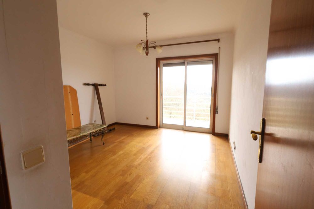 Apartamento T2 | Lixa