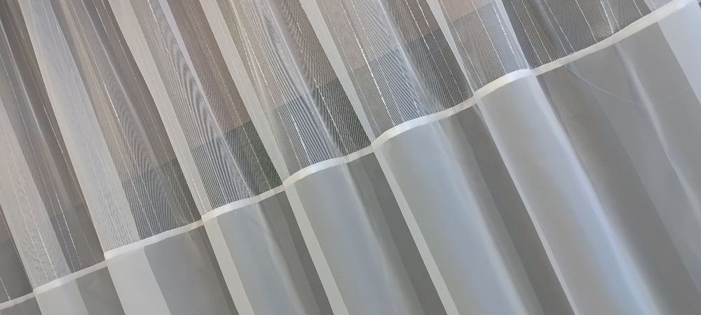 Nowa firanka 200 x 120 cm