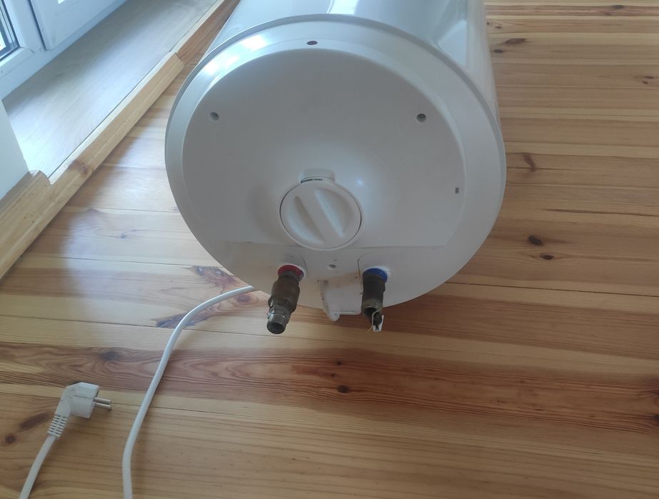 Бойлер Bosch 80 л