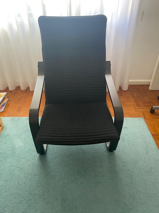 Cadeirão/ Poltrona preto/a