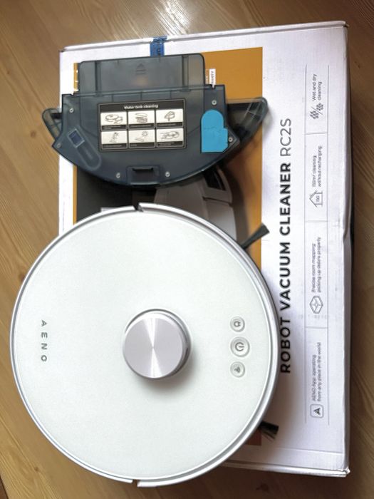 Моющий робот-пылесос Aeno robot vacuum cleaner rc2s