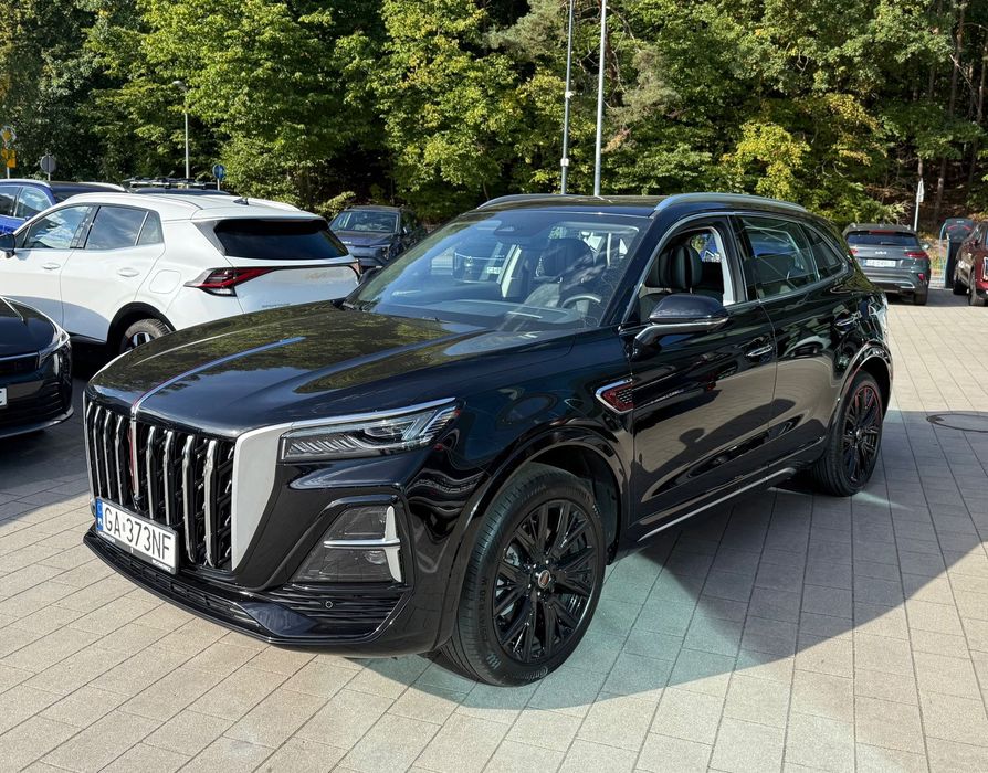Hongqi HS5