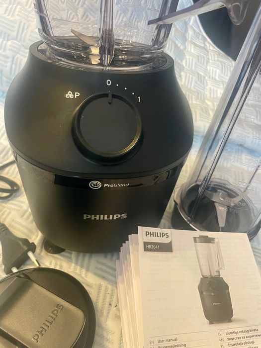 Blender Philips 3000 Series HR2041