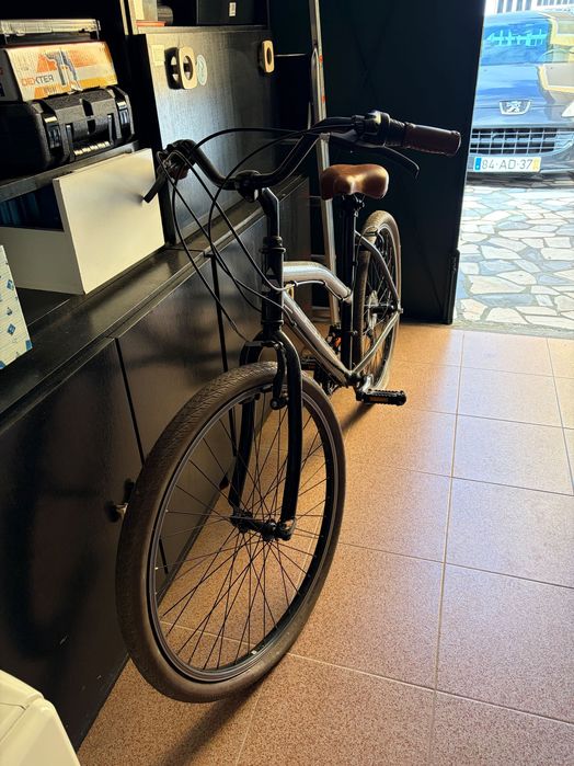 Vendo bicicleta usada poucas vezes