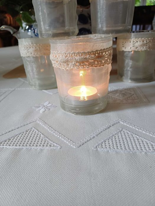 Szklane lampioniki romantyczne światło