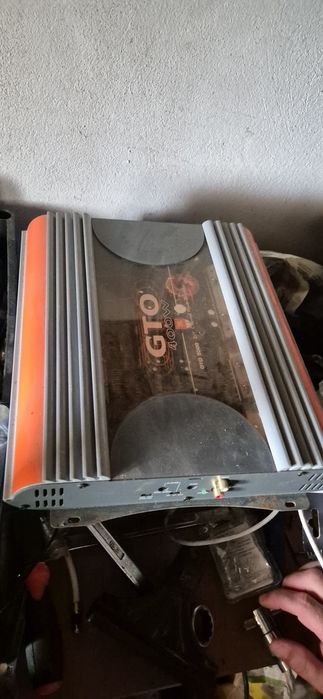 Subwoofer and Amplifier64739697557507121