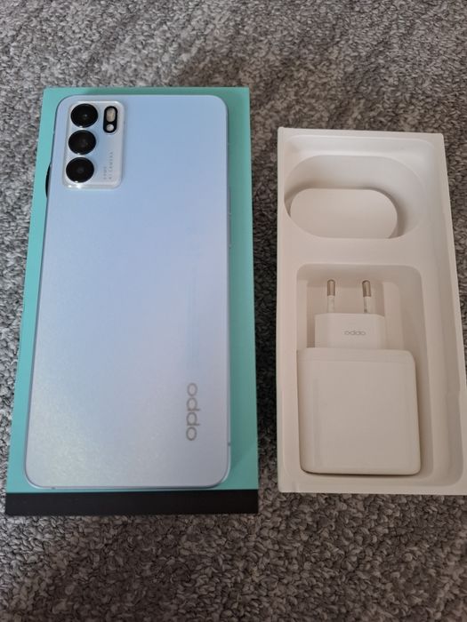 OPPO RENO 6 5G niebieski używany