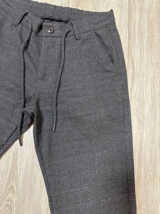 Штани приталені чоловічі