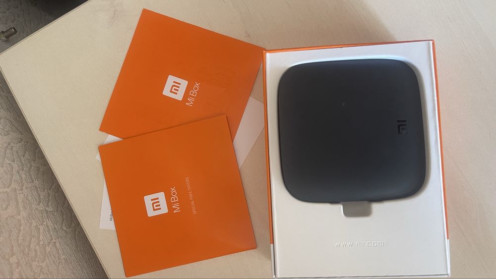 Приставка miBox