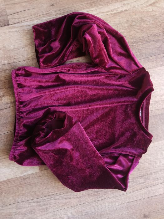 Świąteczna welurowa bluzka rozmiar 110