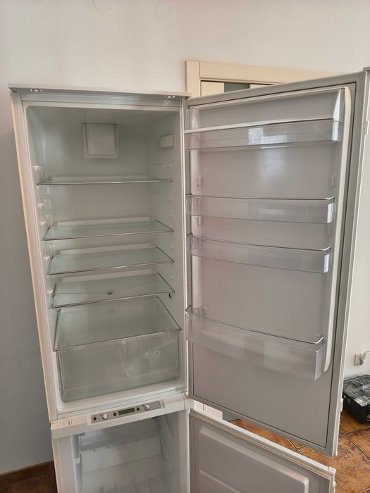 Lodówka do zabudowy IKEA Frostig BCF228/64, 183 cm