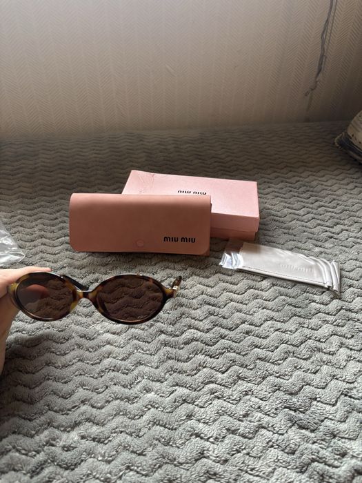 oculos de sol miu miu
