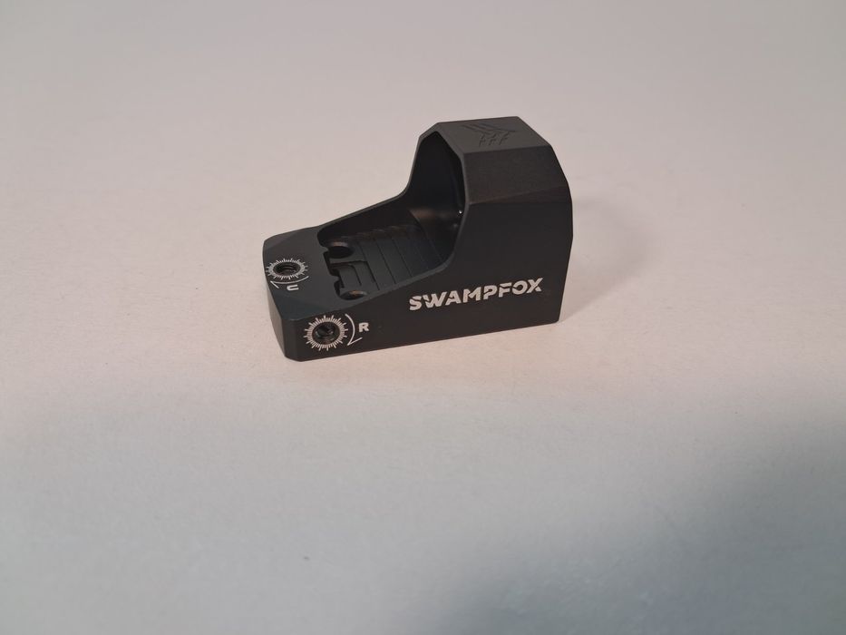 Коліматор для пістолета Swampfox Sentinel 1×16