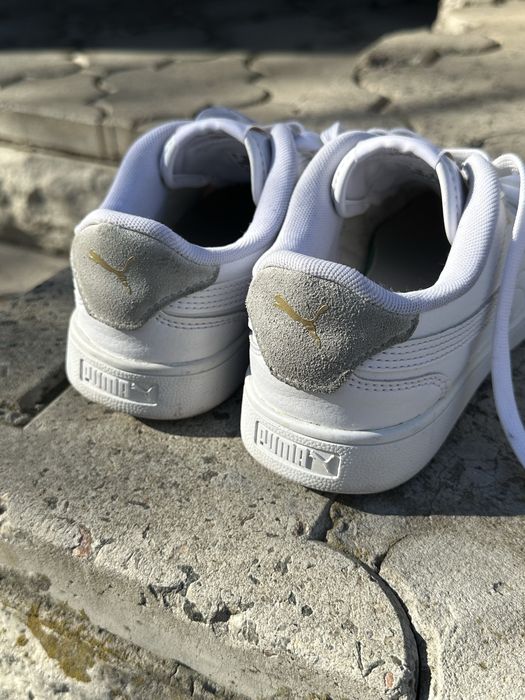 Кросівки Puma білі