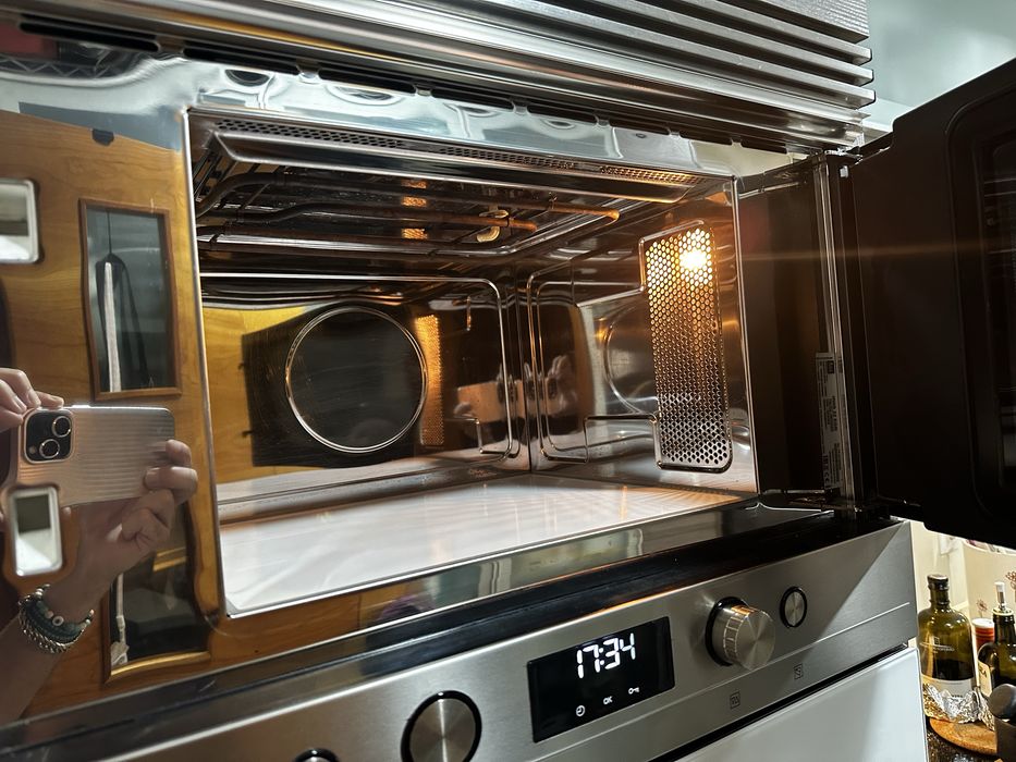 Microondas TEKA de Encastrar com Grill – Excelente Estado