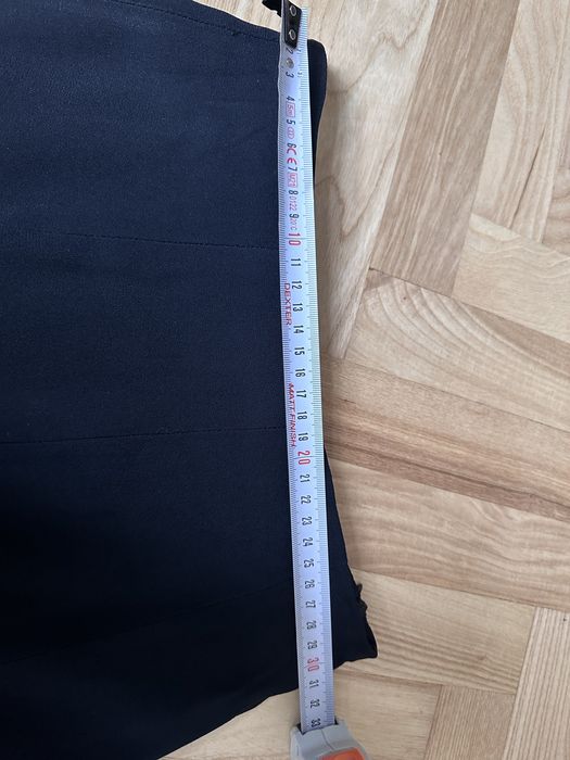 Czarna elegancka spódnica Emporio Armani