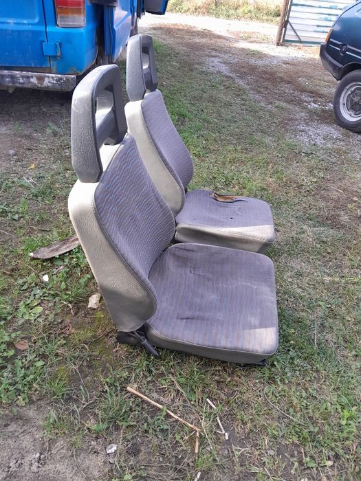 Автосидіння, крісла