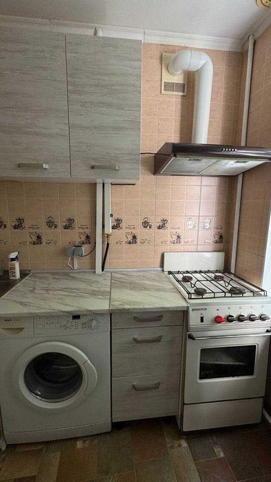 Центр. 1к Для пари, або одного