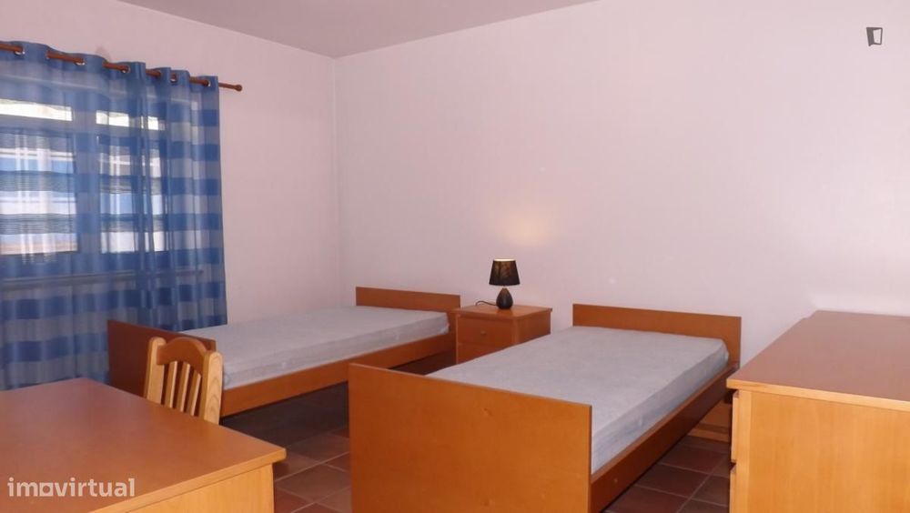 Apartamento com 2 quartos - localizado em Montarroio Coimbra