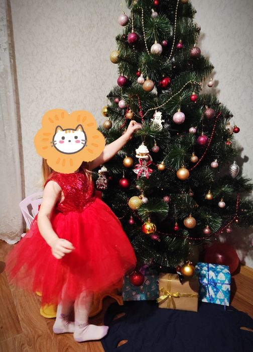 Сукня для дівчинки