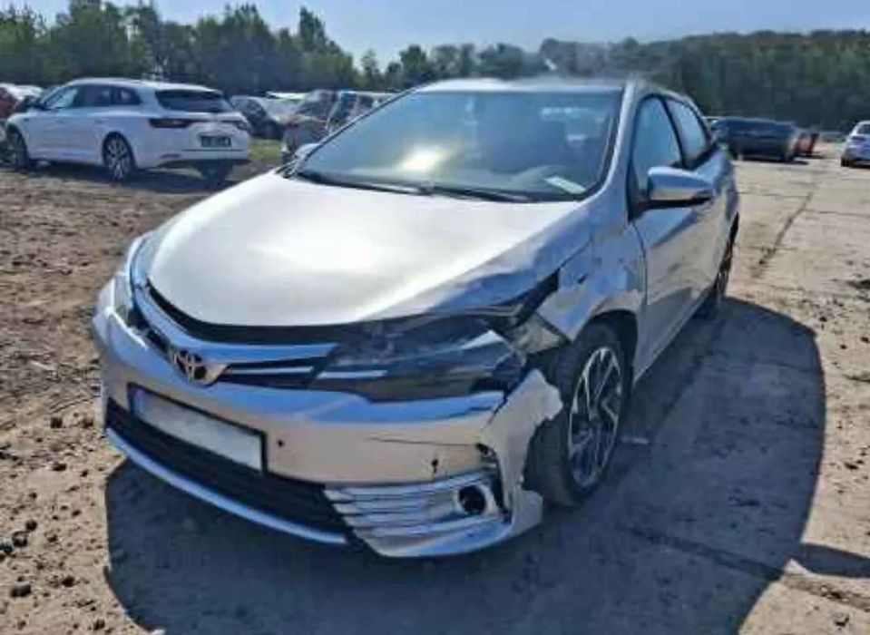 Toyota Corolla 2018r 1.6 benzyna+ Gaz LPG salon Polska serwis ASO