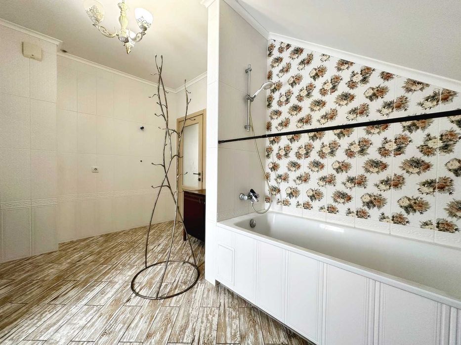 Оренда будинку  в Ірпені, район Стоянка. Можна з тваринами