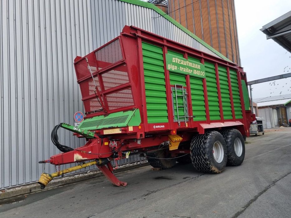 Przyczepa objętościowa Strautmann 1840 DO