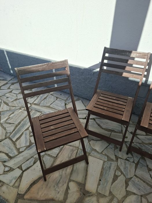 Mesa Exterior + 4 Cadeiras Madeira