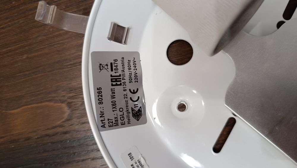 Candeeiro de teto de casa de banho