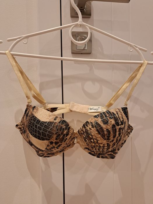 Biustonosz push up Weiyesi r 70A