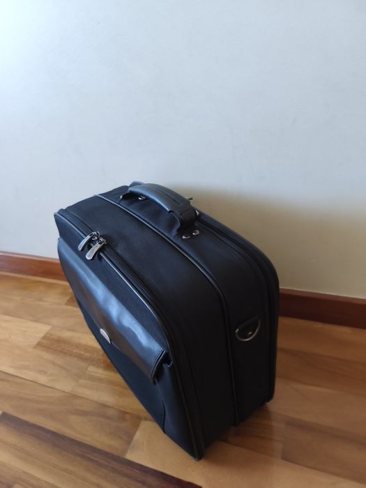 Mala viagem Alt.0.56 lar.0.43 prof. 0.18 cabine